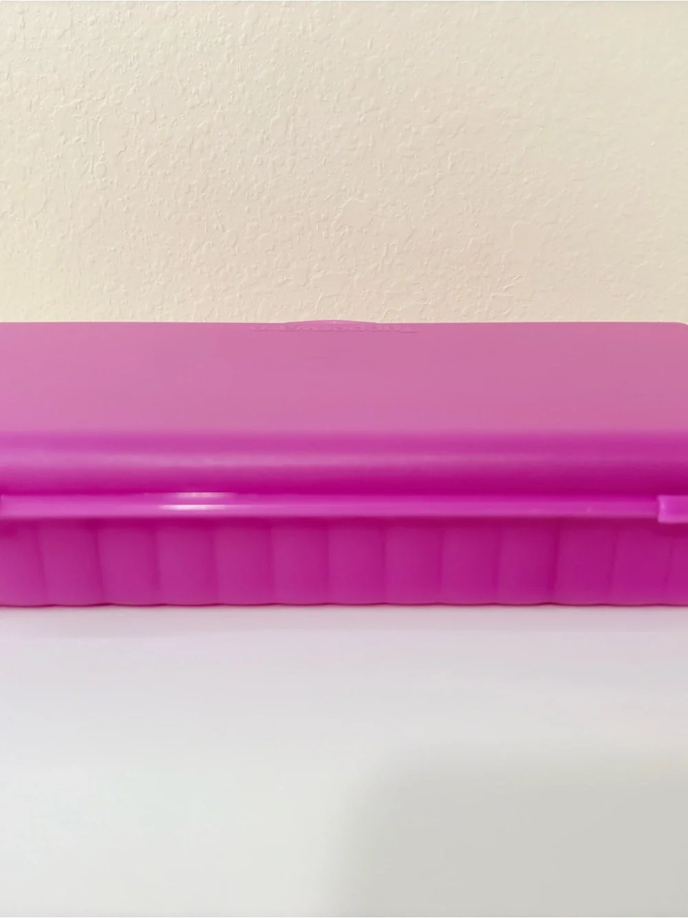 Tupperware compartments proper pink